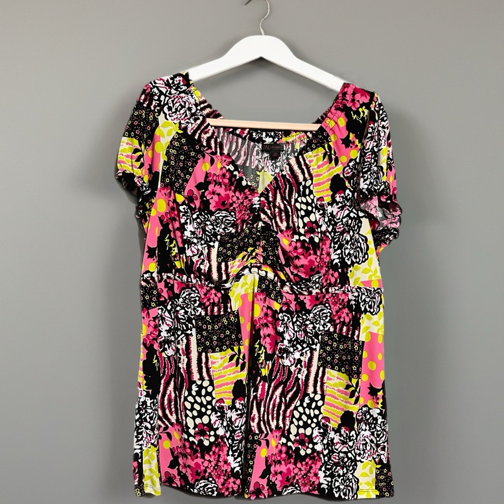 JW Woman Vibrant Floral Skirt